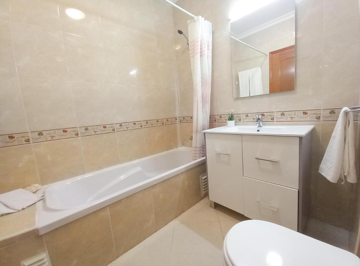 Colina Ferias- Garagem & Wifi Apartment Куартейра Екстериор снимка