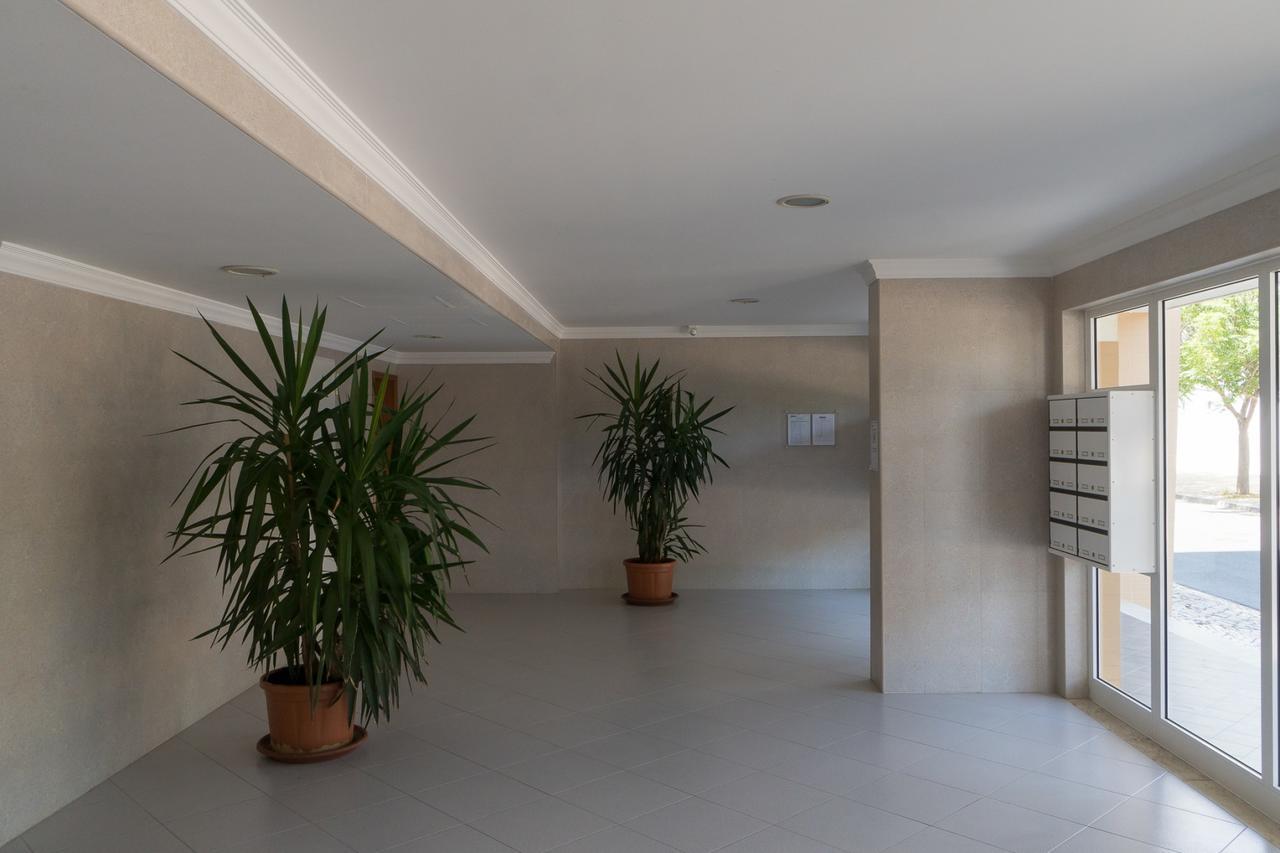 Colina Ferias- Garagem & Wifi Apartment Куартейра Екстериор снимка
